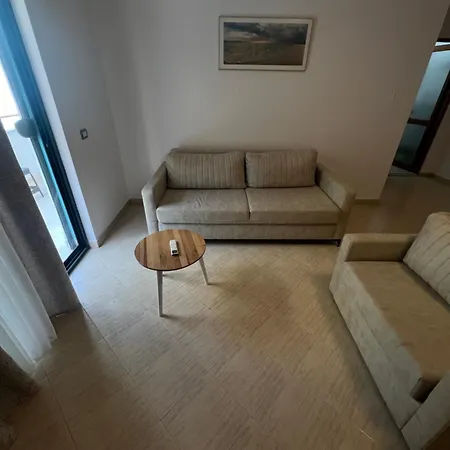 Apartamentes 303 A7 غوليم